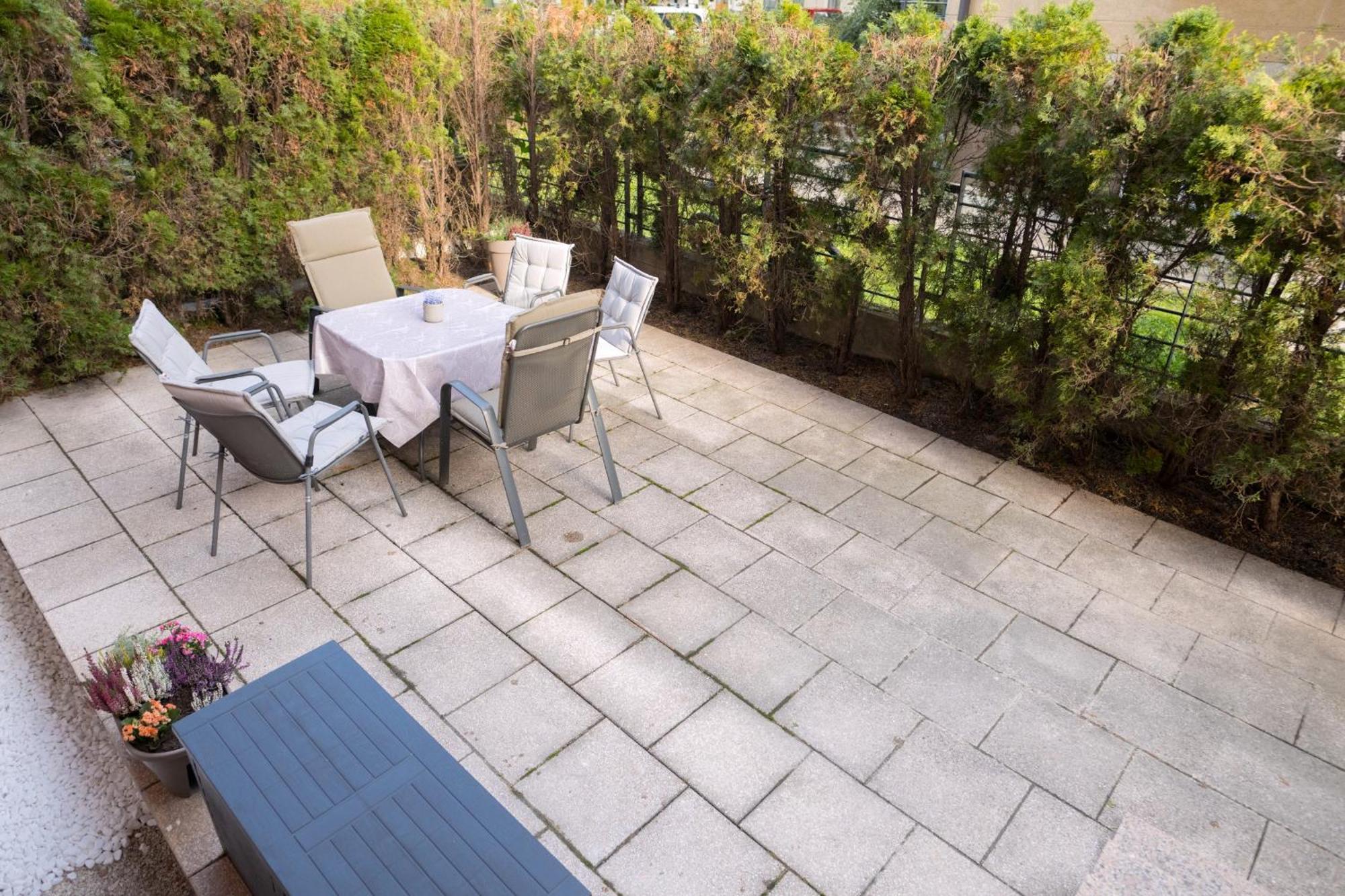 Km Apartments Загреб Екстериор снимка