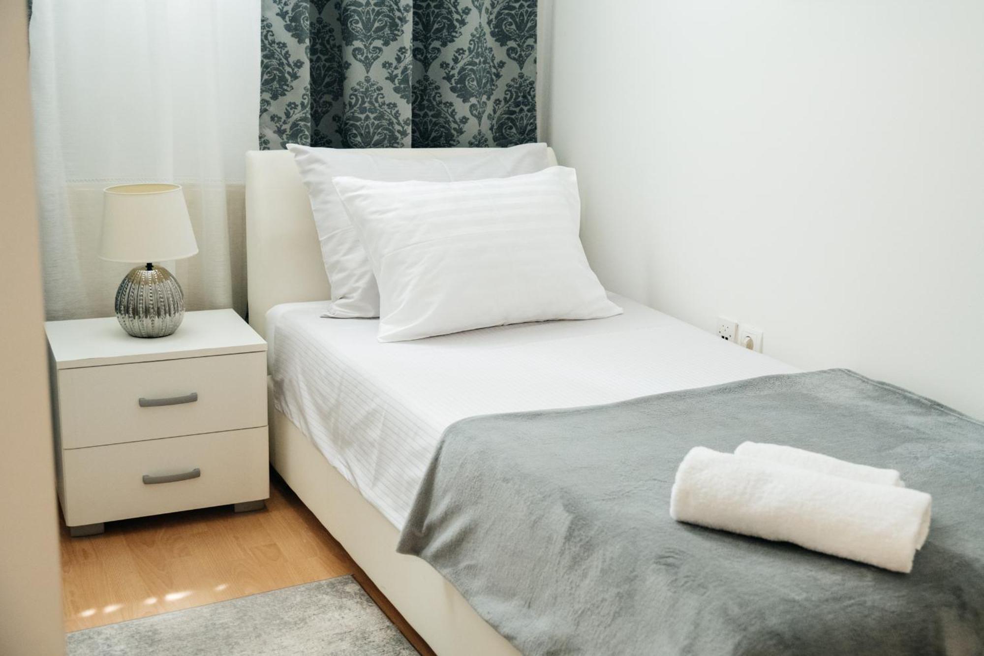 Km Apartments Загреб Екстериор снимка